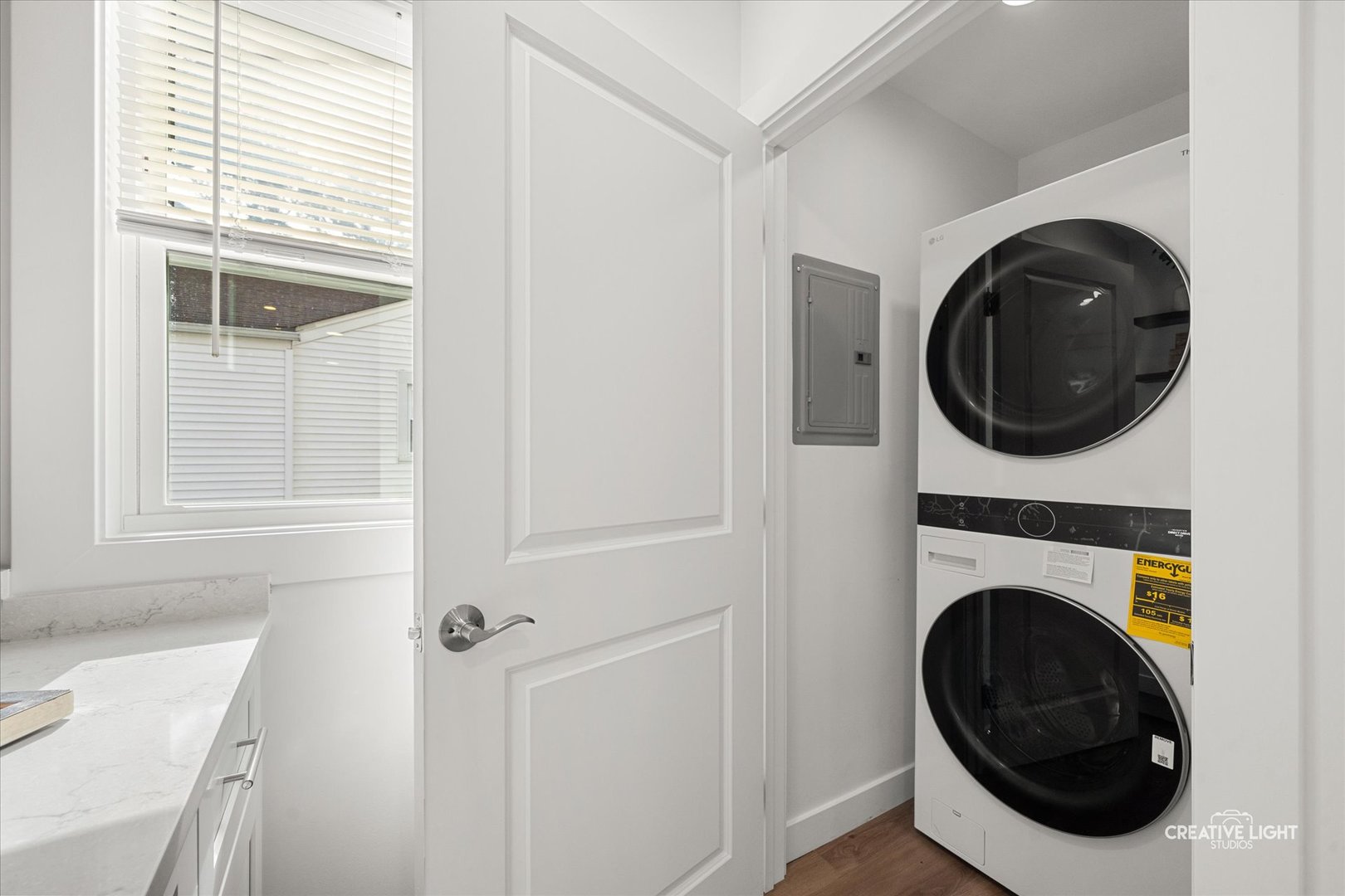 5505 Pershing Avenue, Downers Grove, IL 60515
