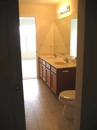 928 Charlton Lane, Naperville, IL 60563