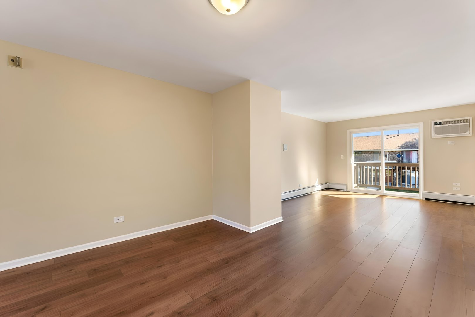 514 Brookside Drive #C, Westmont, IL 60559
