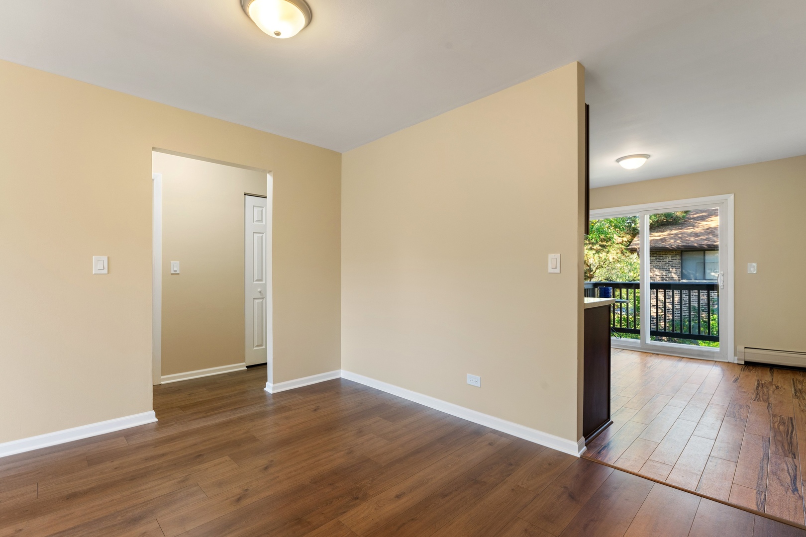 514 Brookside Drive #C, Westmont, IL 60559