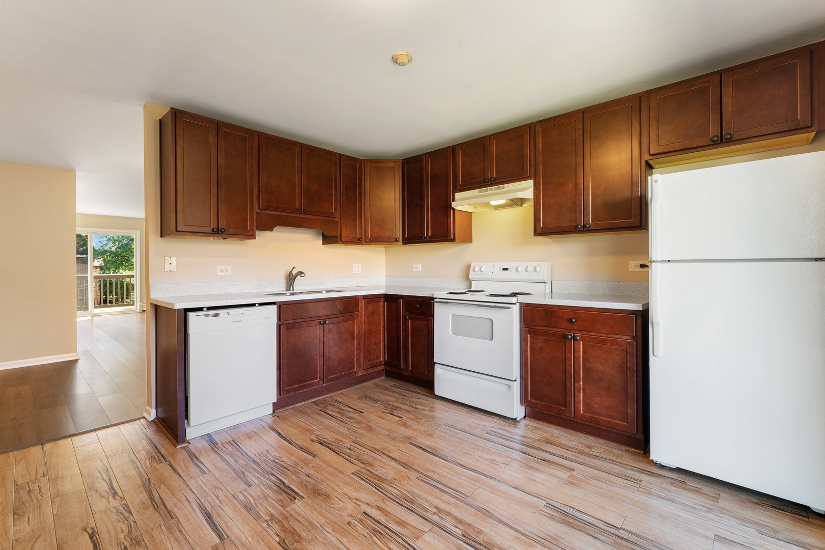 514 Brookside Drive #C, Westmont, IL 60559