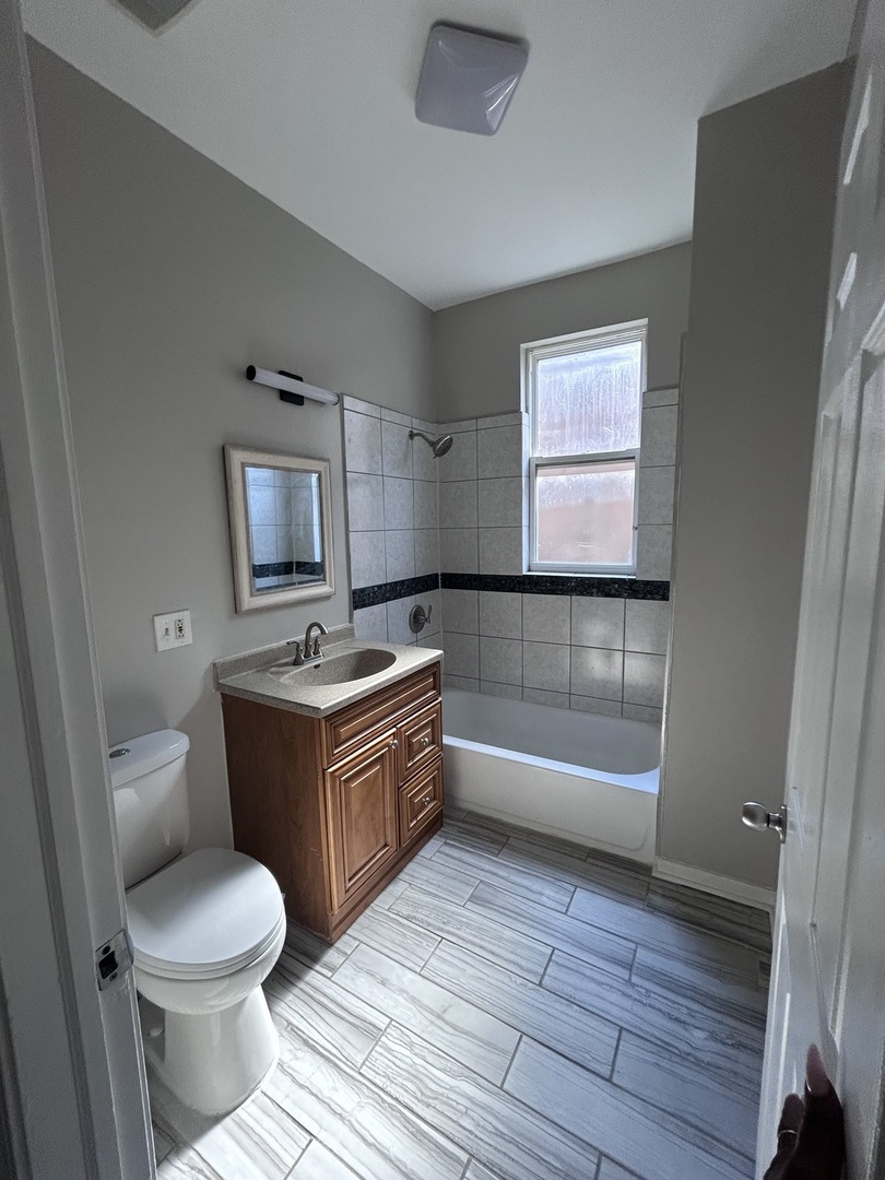 7139 S Parnell Avenue, Chicago, IL 60621