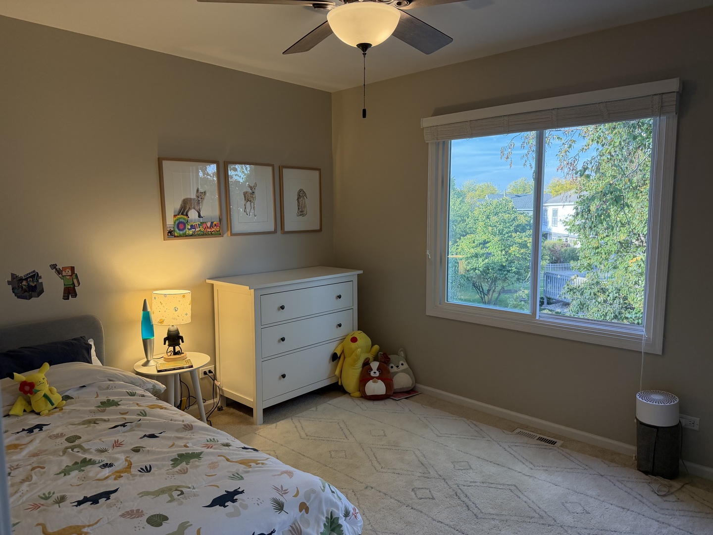 14 Newtown Drive, Buffalo Grove, IL 60089