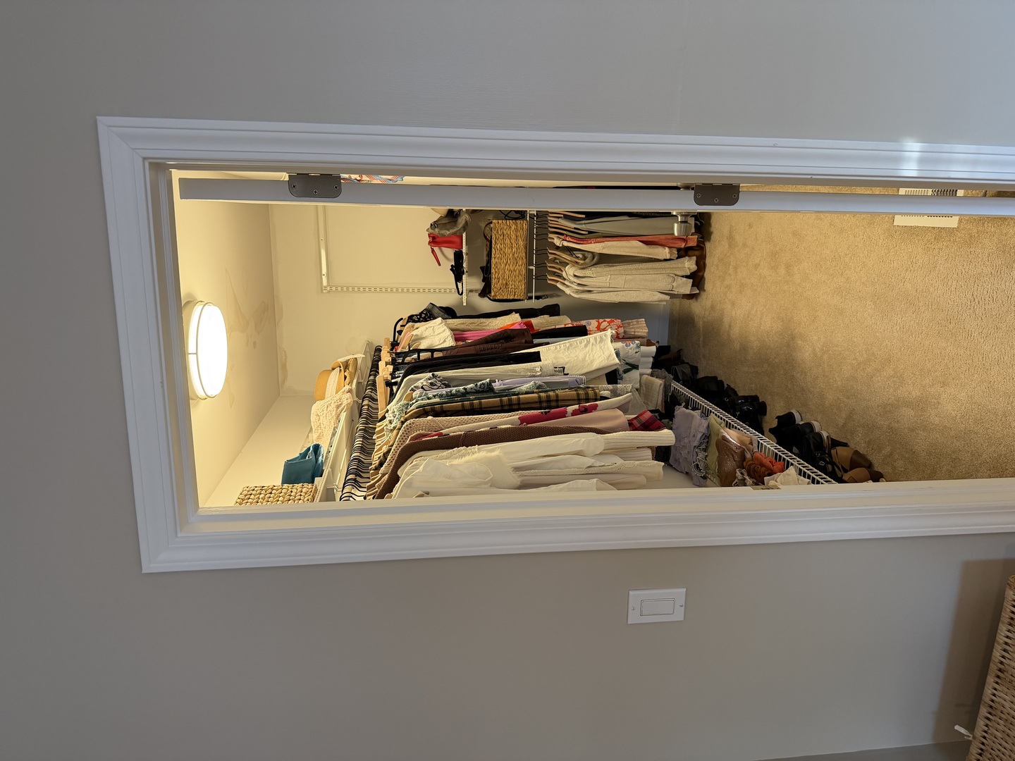 14 Newtown Drive, Buffalo Grove, IL 60089