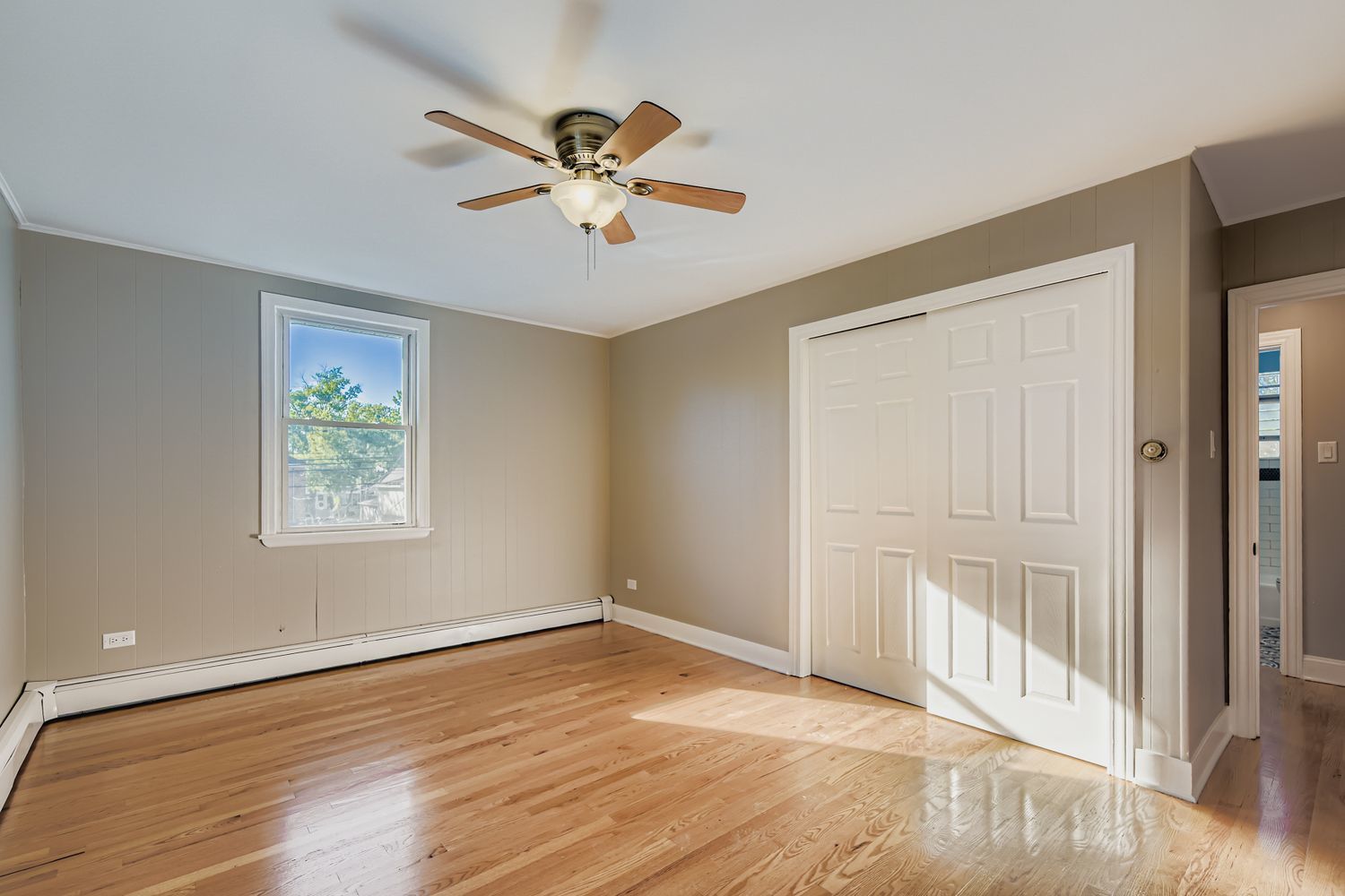 9258 S Sacramento Avenue, Evergreen Park, IL 60805