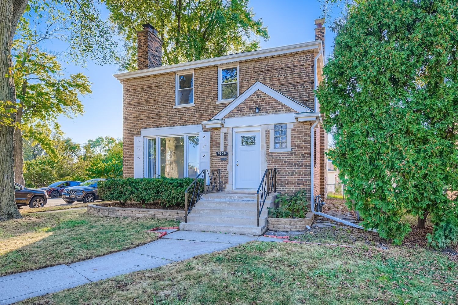 9258 S Sacramento Avenue, Evergreen Park, IL 60805