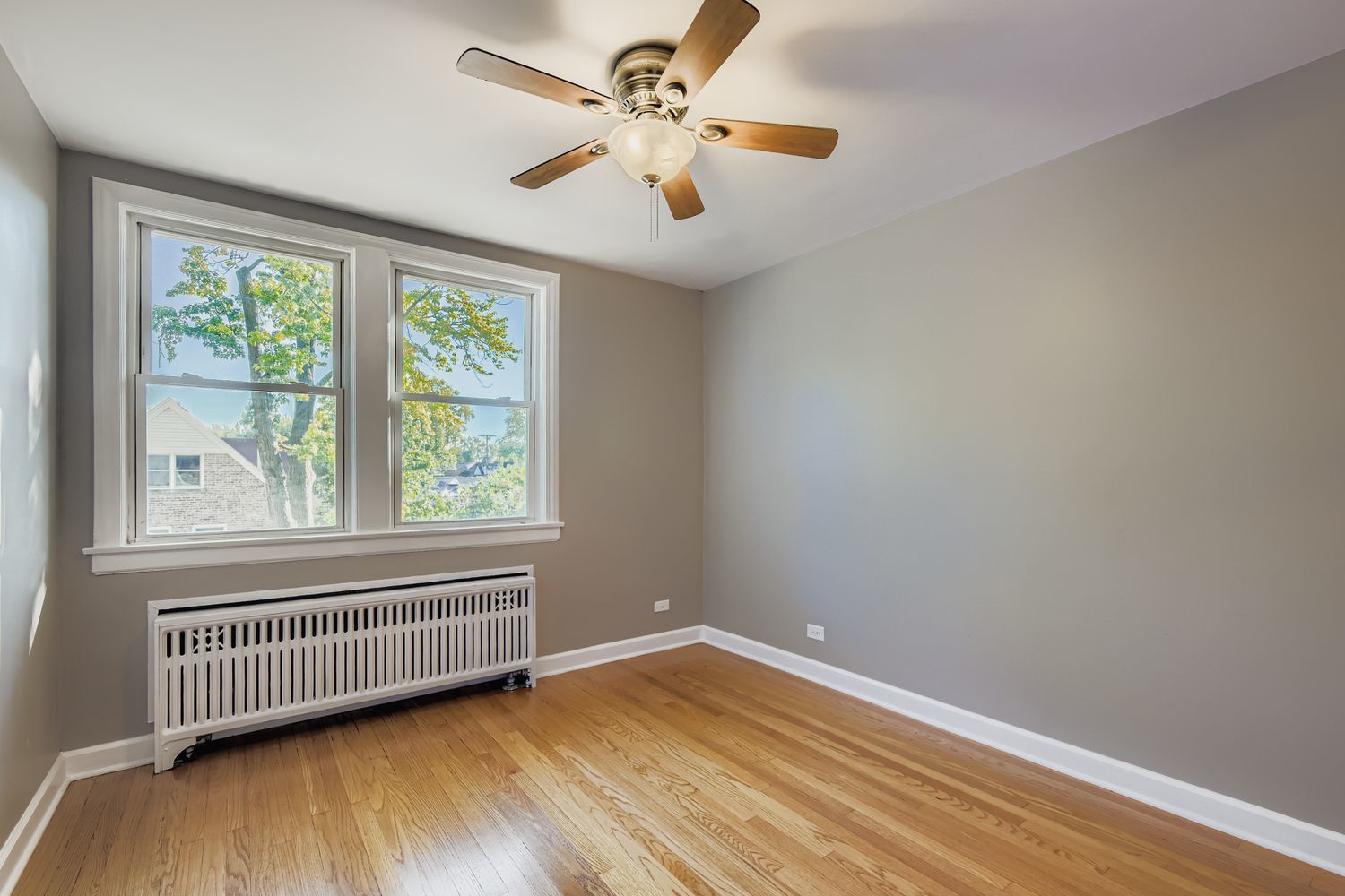 9258 S Sacramento Avenue, Evergreen Park, IL 60805