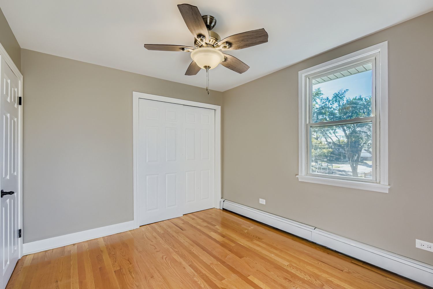 9258 S Sacramento Avenue, Evergreen Park, IL 60805