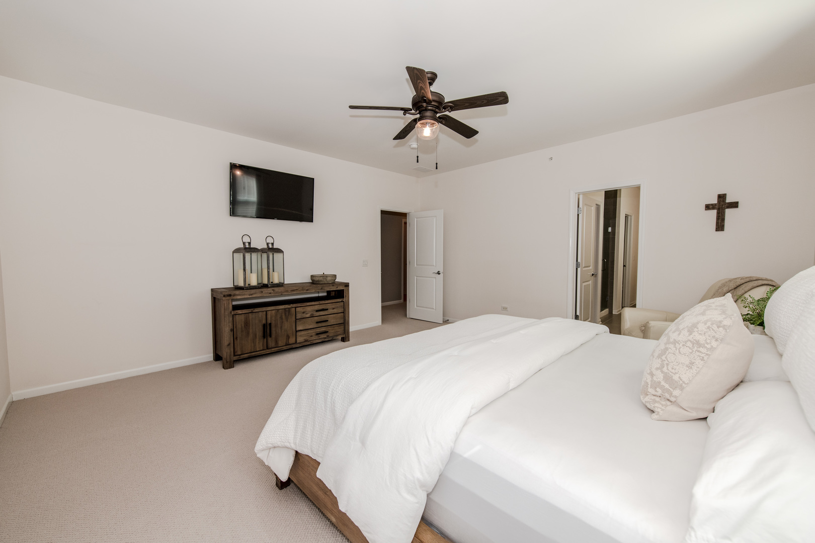 456 Timber Trail Court, Naperville, IL 60565