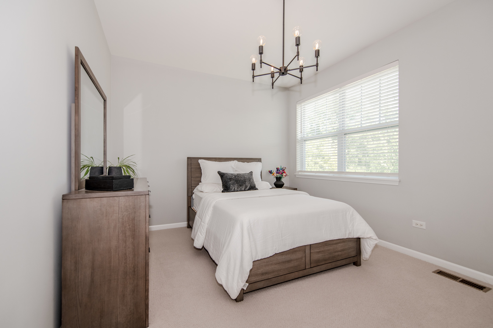 456 Timber Trail Court, Naperville, IL 60565