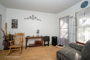 3545 Oak Avenue, Brookfield, IL 60513