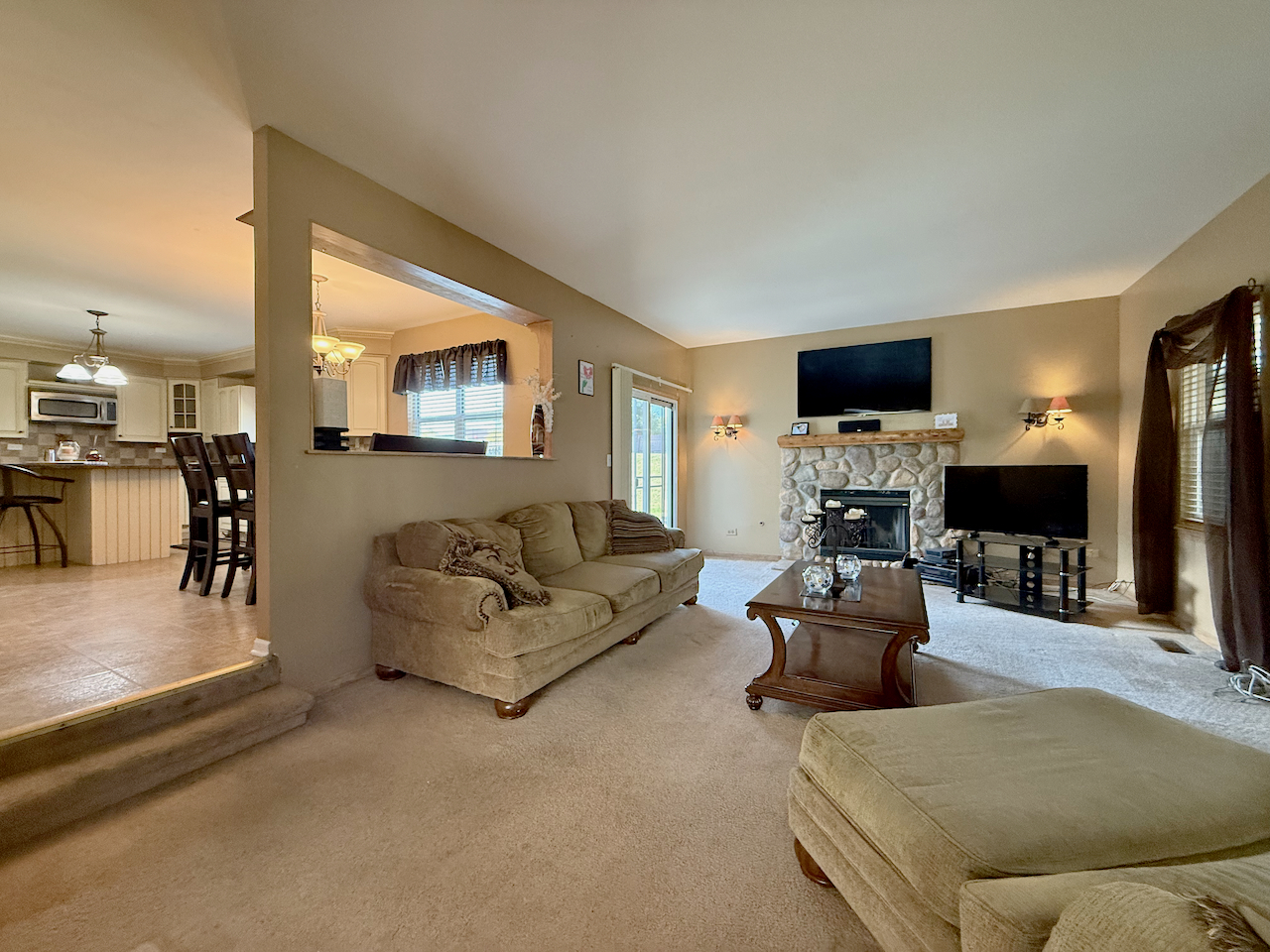 1664 Brighton Drive, Mundelein, IL 60060