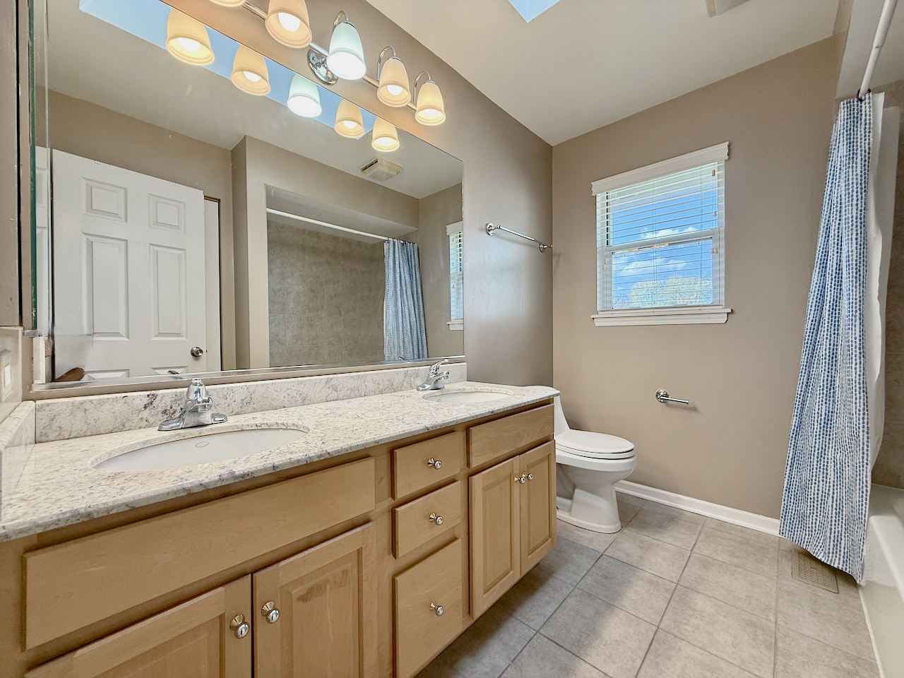 1664 Brighton Drive, Mundelein, IL 60060