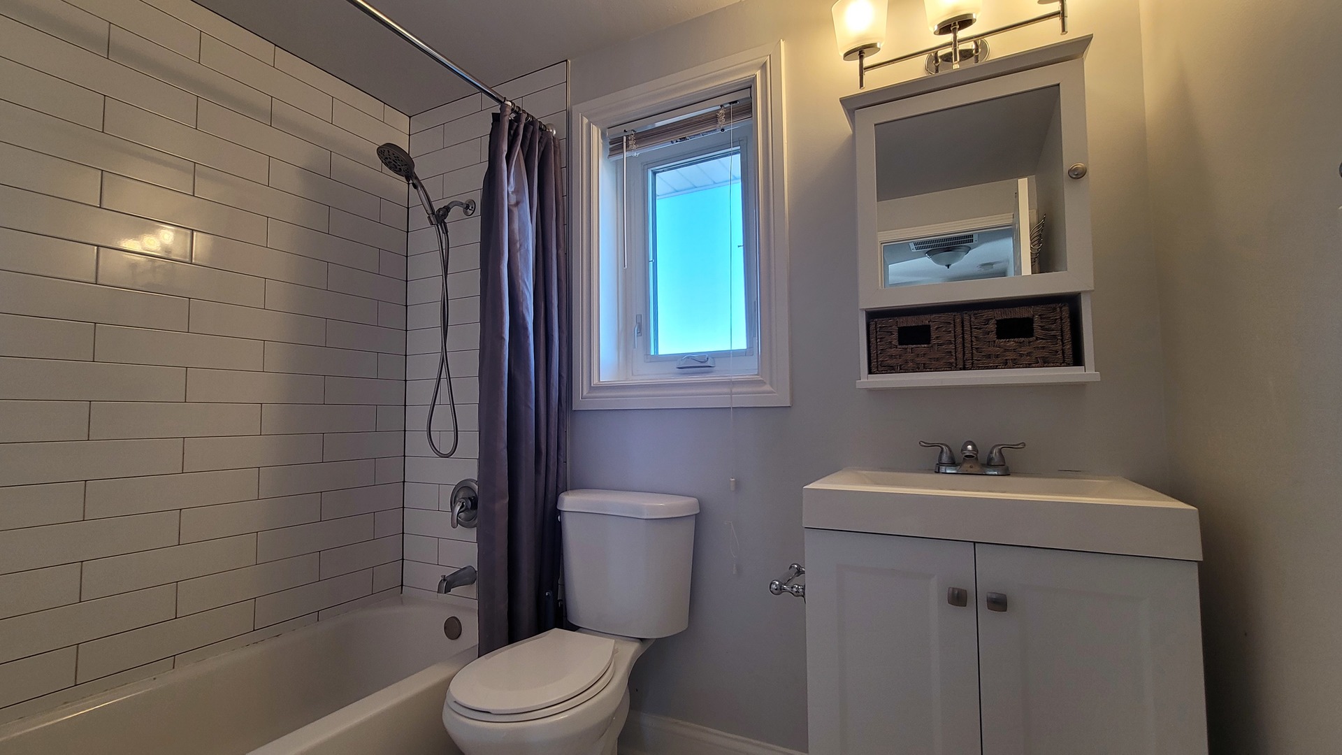 120 COTUIT Court #120, Schaumburg, IL 60193