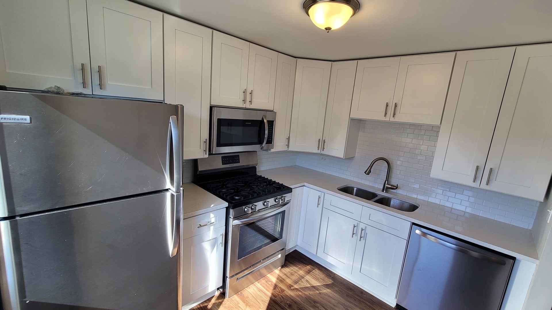 120 COTUIT Court #120, Schaumburg, IL 60193