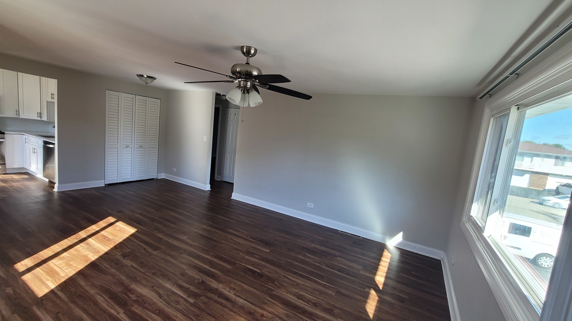 120 COTUIT Court #120, Schaumburg, IL 60193
