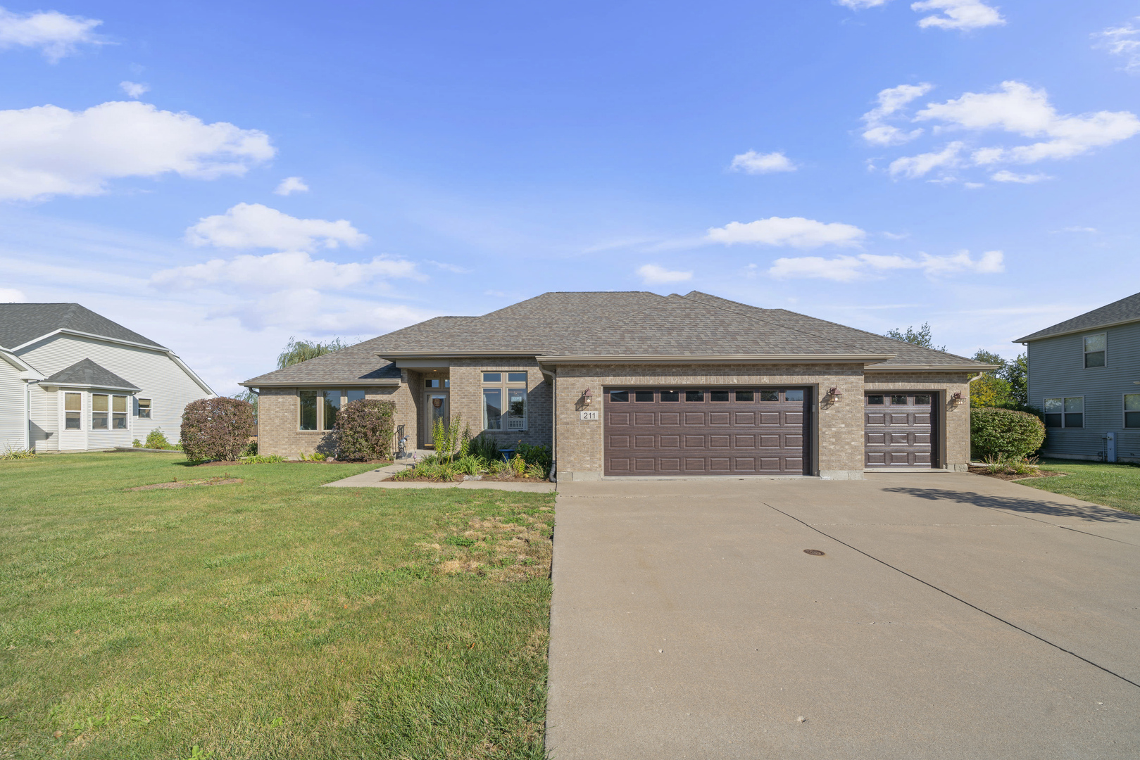 211 Wabansi Trail, Paw Paw, IL 61353