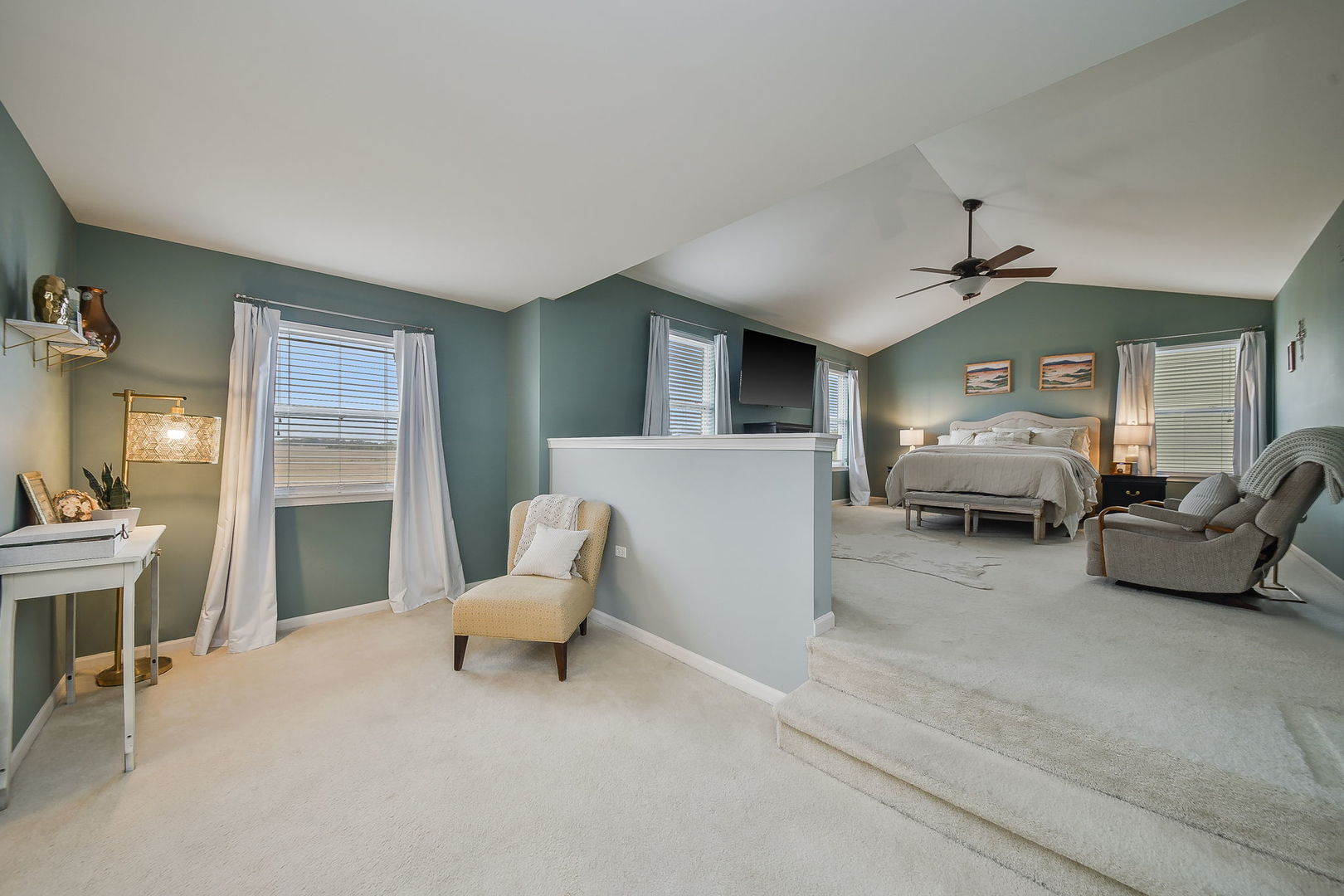 2801 Haydn Street, Woodstock, IL 60098