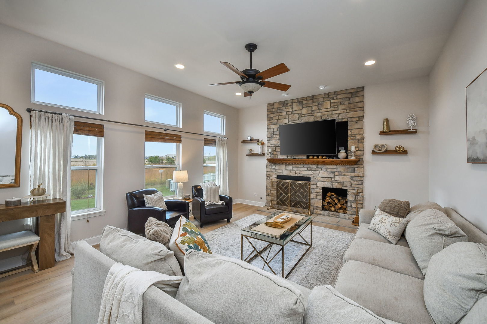 2801 Haydn Street, Woodstock, IL 60098