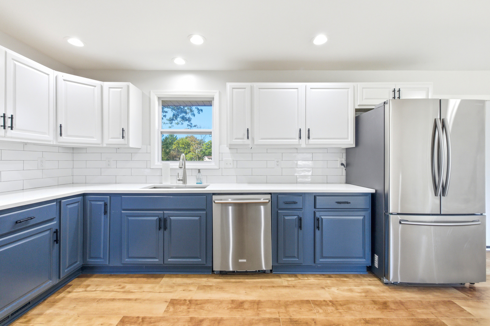 19 Brookside Lane, Bristol, IL 60512