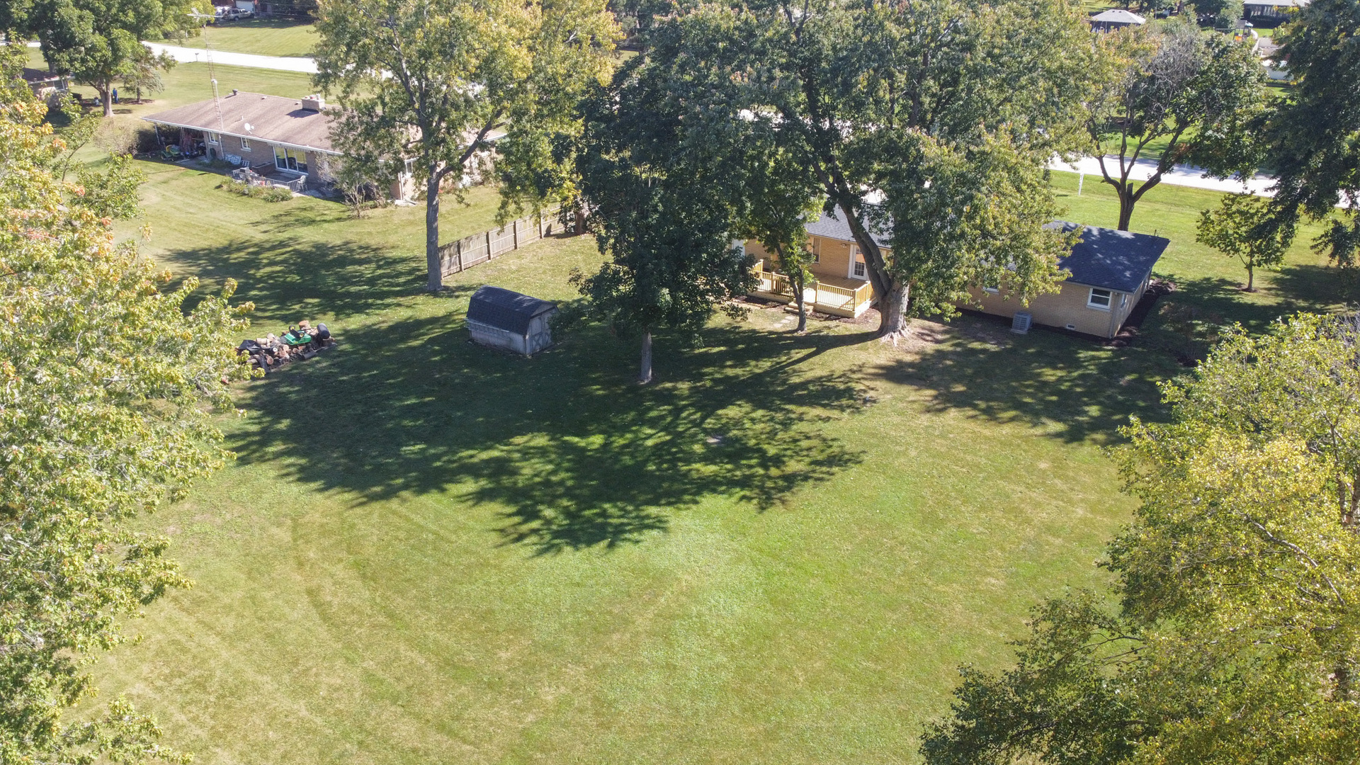 19 Brookside Lane, Bristol, IL 60512