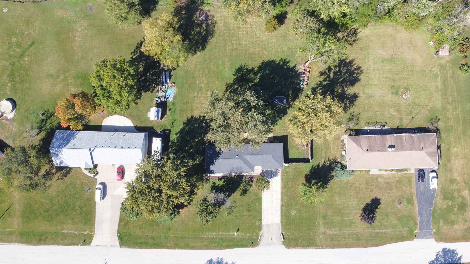 19 Brookside Lane, Bristol, IL 60512