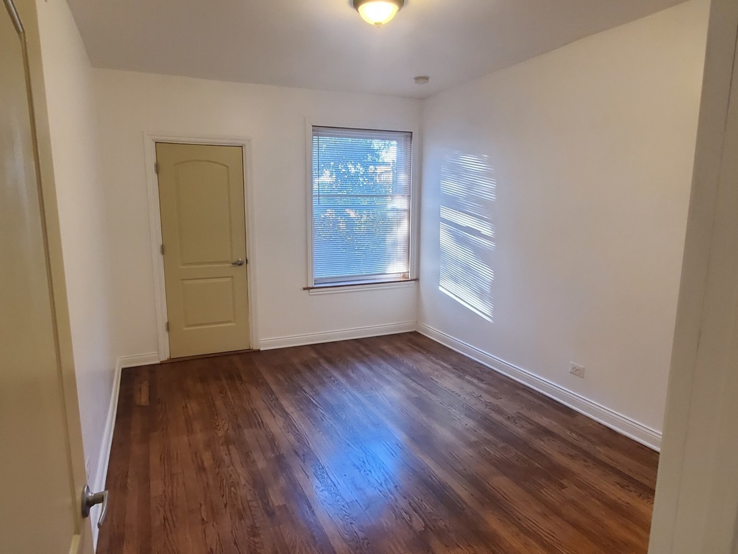 7306 S Oglesby Avenue #2, Chicago, IL 60649