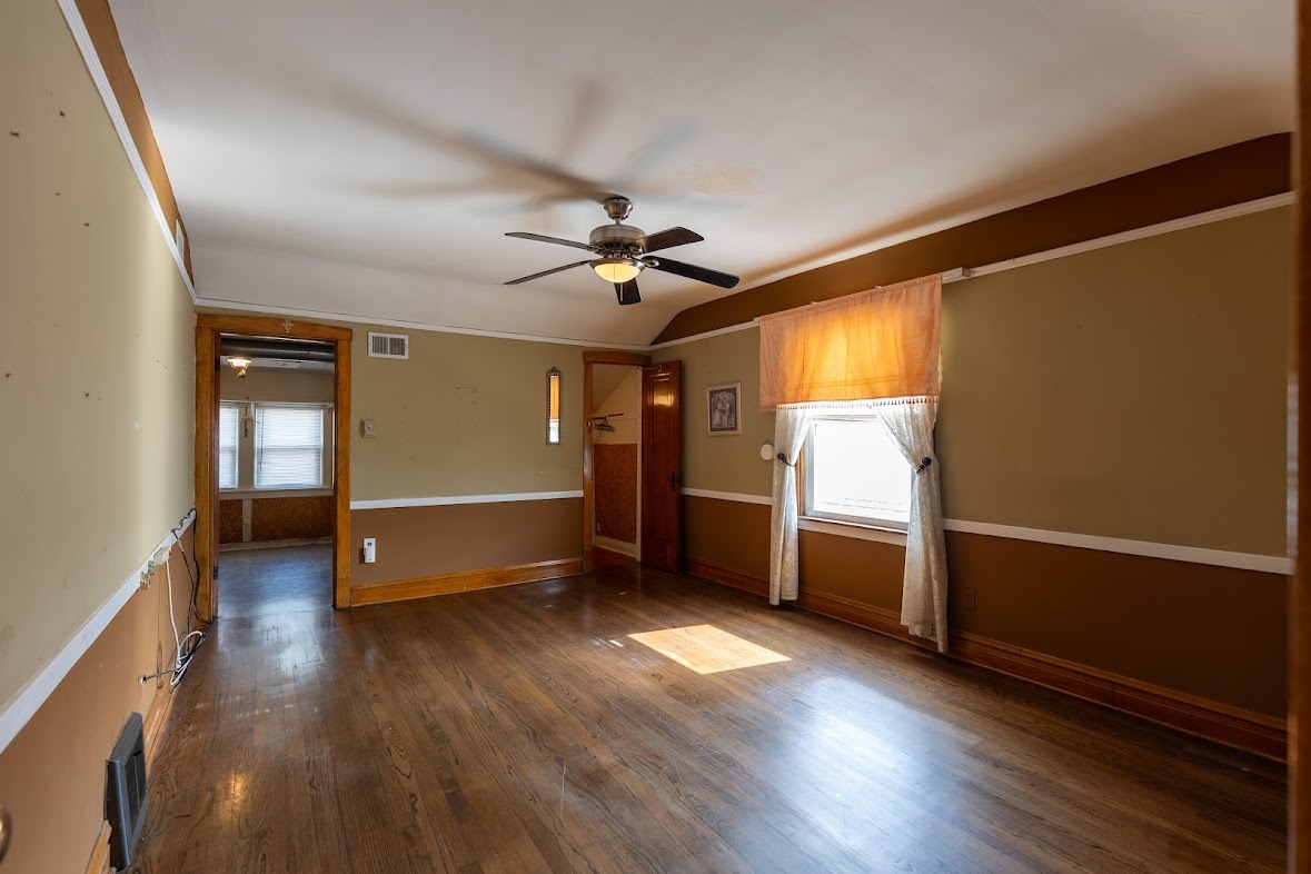 6840 29th Place, Berwyn, IL 60402
