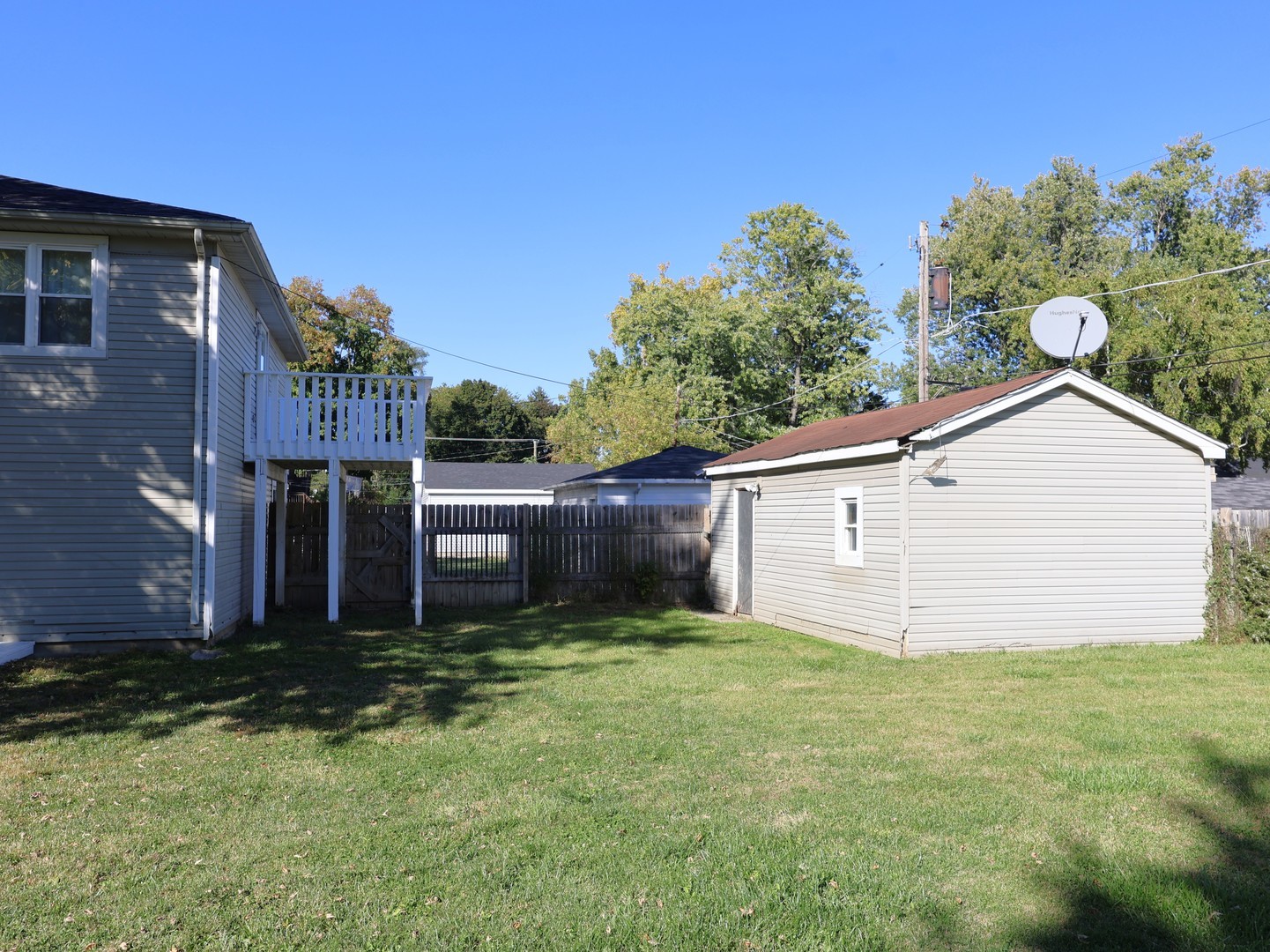 917 N Linden Avenue, Waukegan, IL 60085