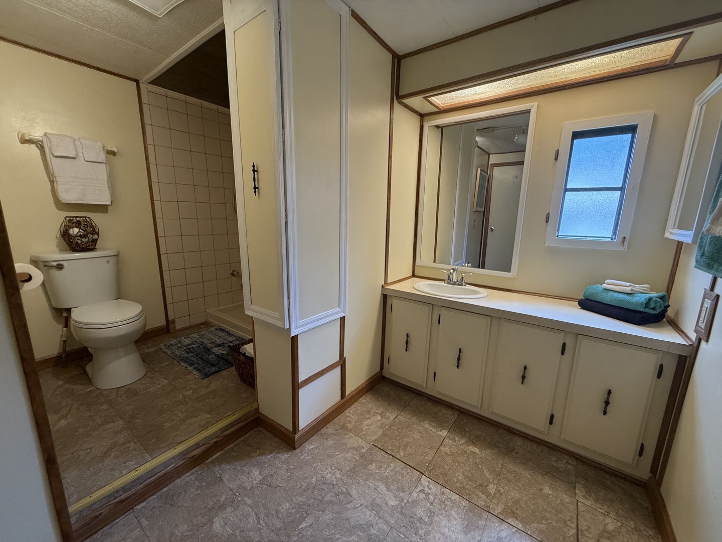 608 Tanglewood Road, Matteson, IL 60443