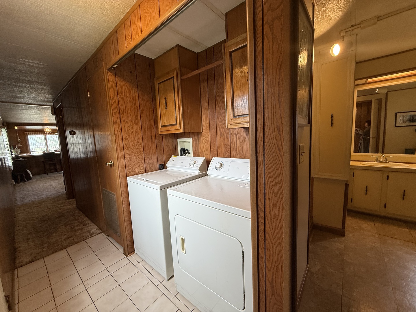 608 Tanglewood Road, Matteson, IL 60443