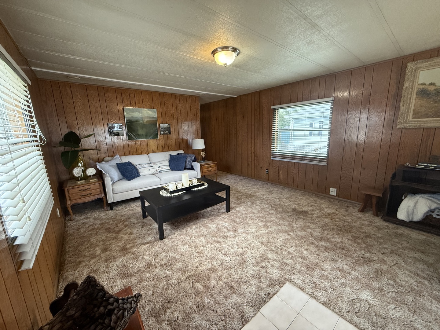 608 Tanglewood Road, Matteson, IL 60443