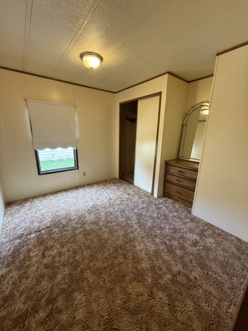 608 Tanglewood Road, Matteson, IL 60443