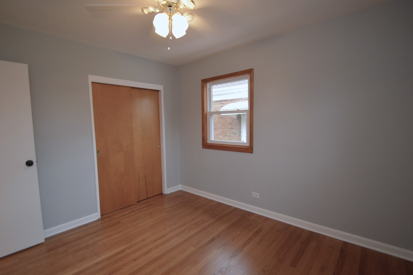 11148 Shelley Street, Westchester, IL 60154