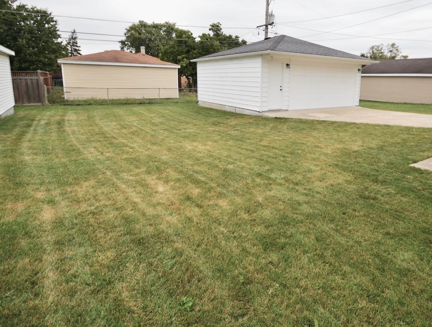 11148 Shelley Street, Westchester, IL 60154