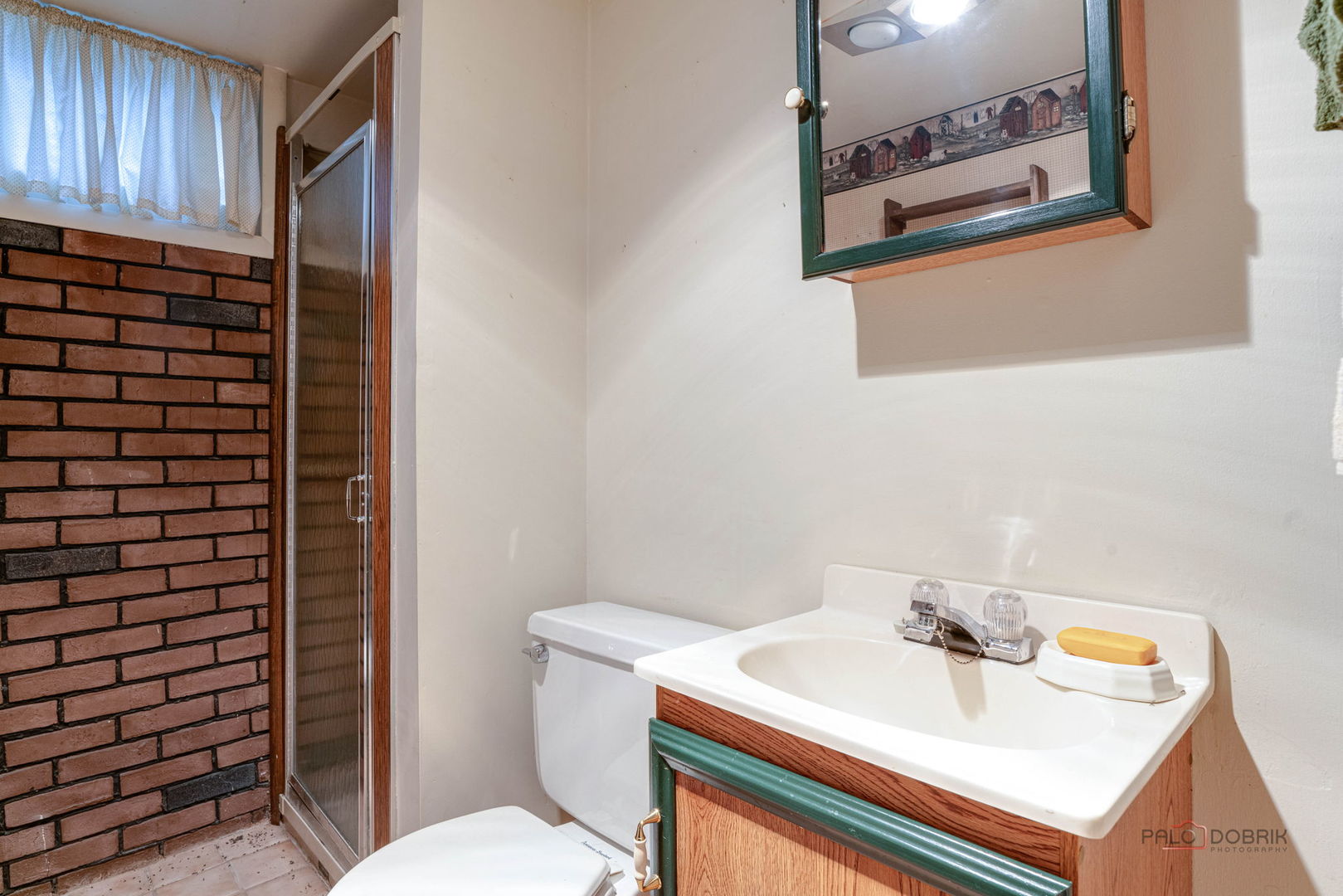 308 Mckinley Avenue, Libertyville, IL 60048