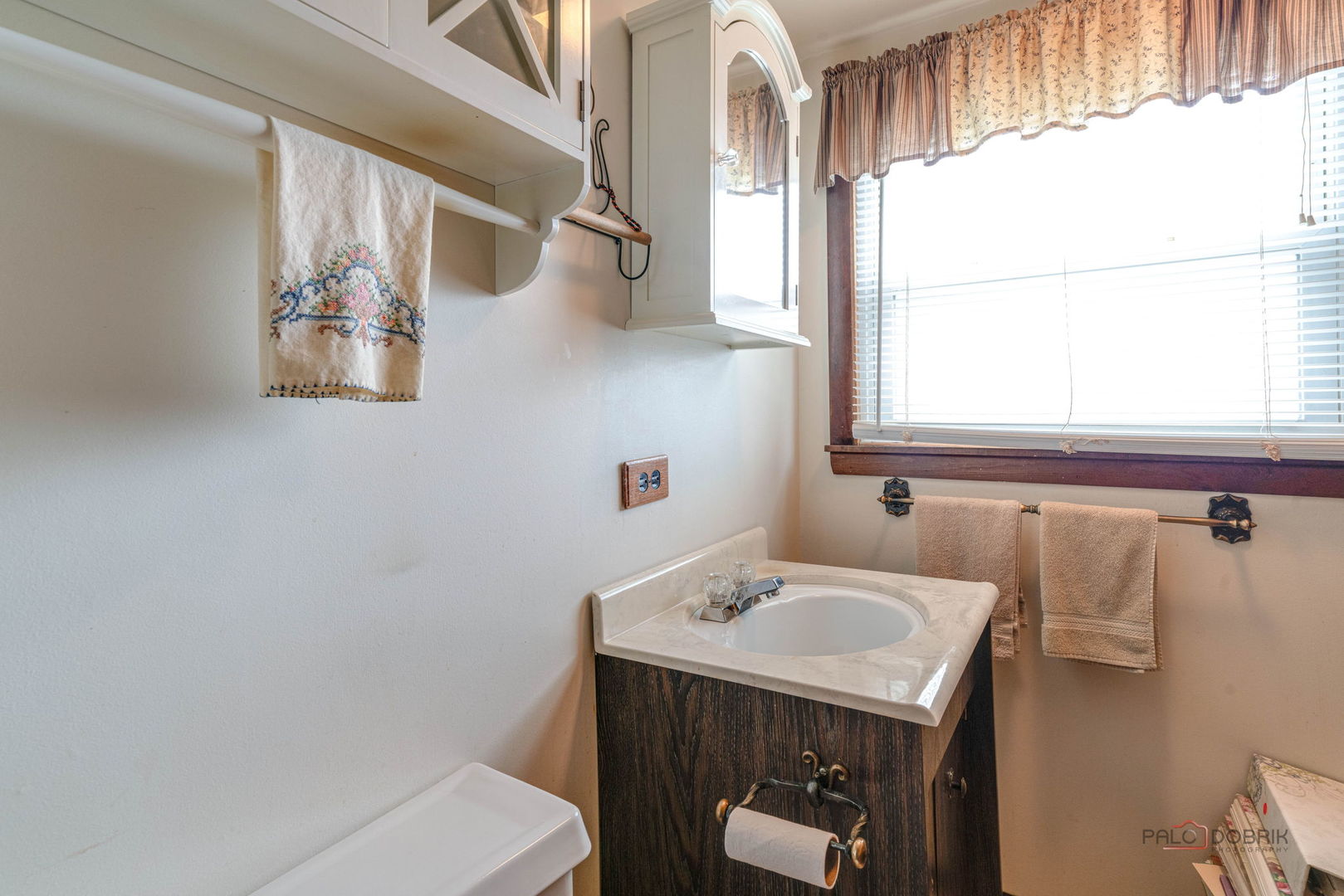 308 Mckinley Avenue, Libertyville, IL 60048