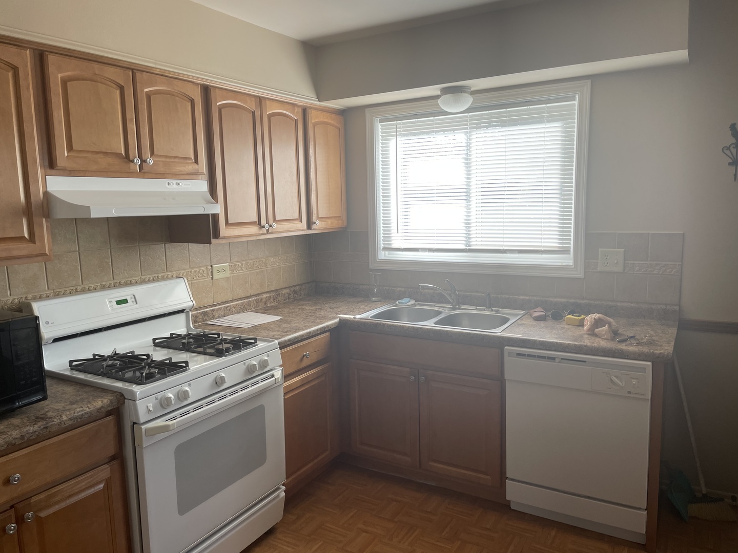 99 E DUNDEE Road #2S, Wheeling, IL 60090