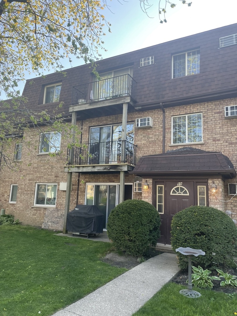 99 E DUNDEE Road #2S, Wheeling, IL 60090