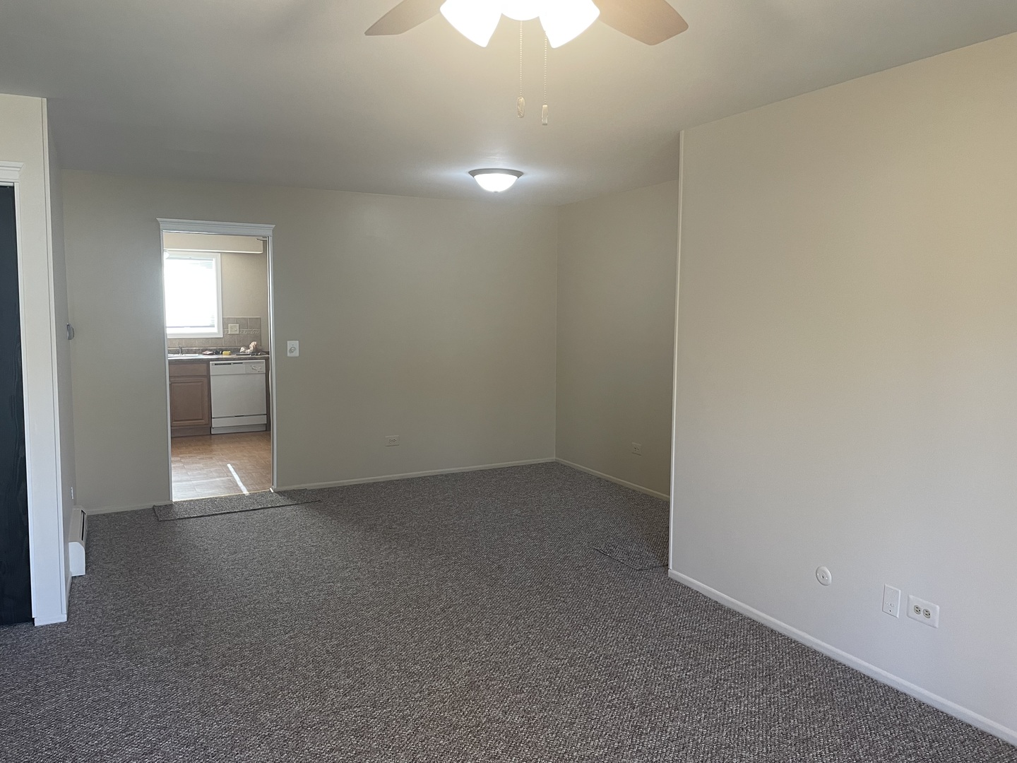 99 E DUNDEE Road #2S, Wheeling, IL 60090