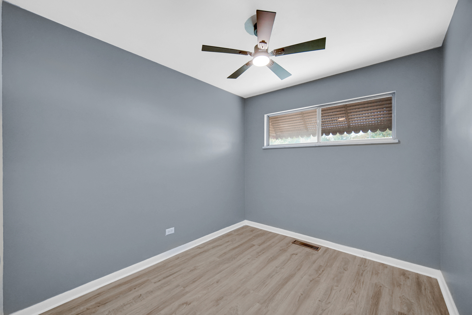 1455 Burnham Avenue, Calumet City, IL 60409