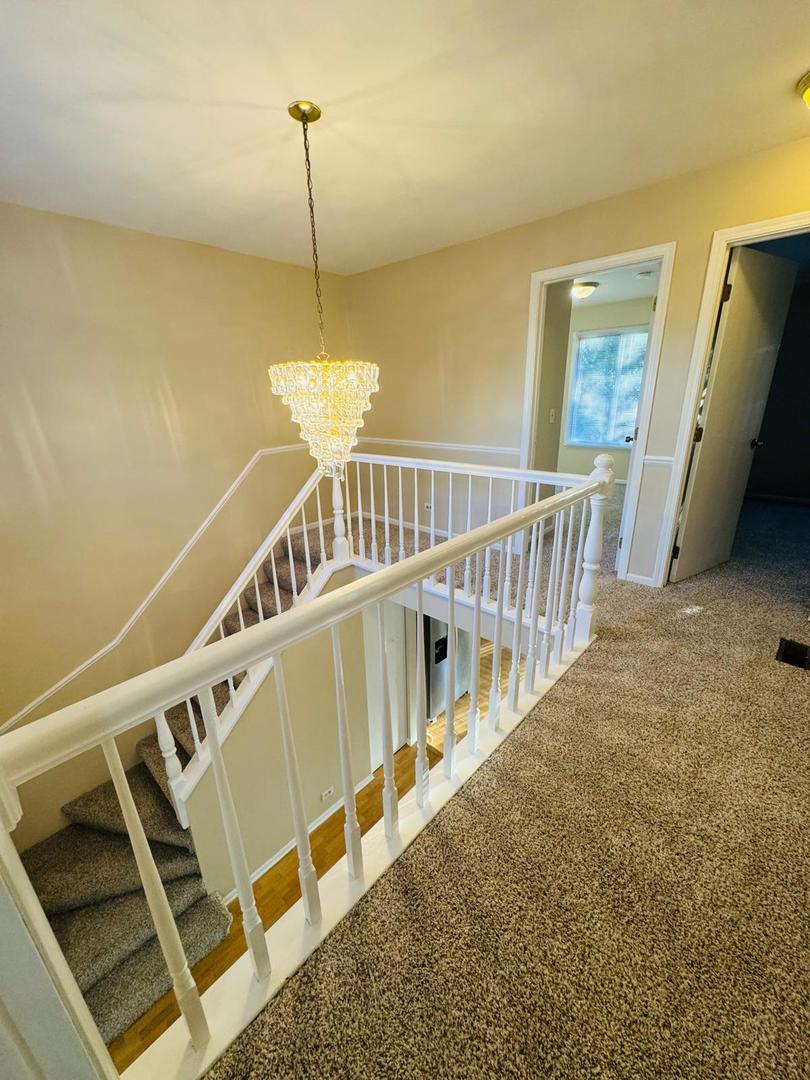 216 Iris Drive, Streamwood, IL 60107