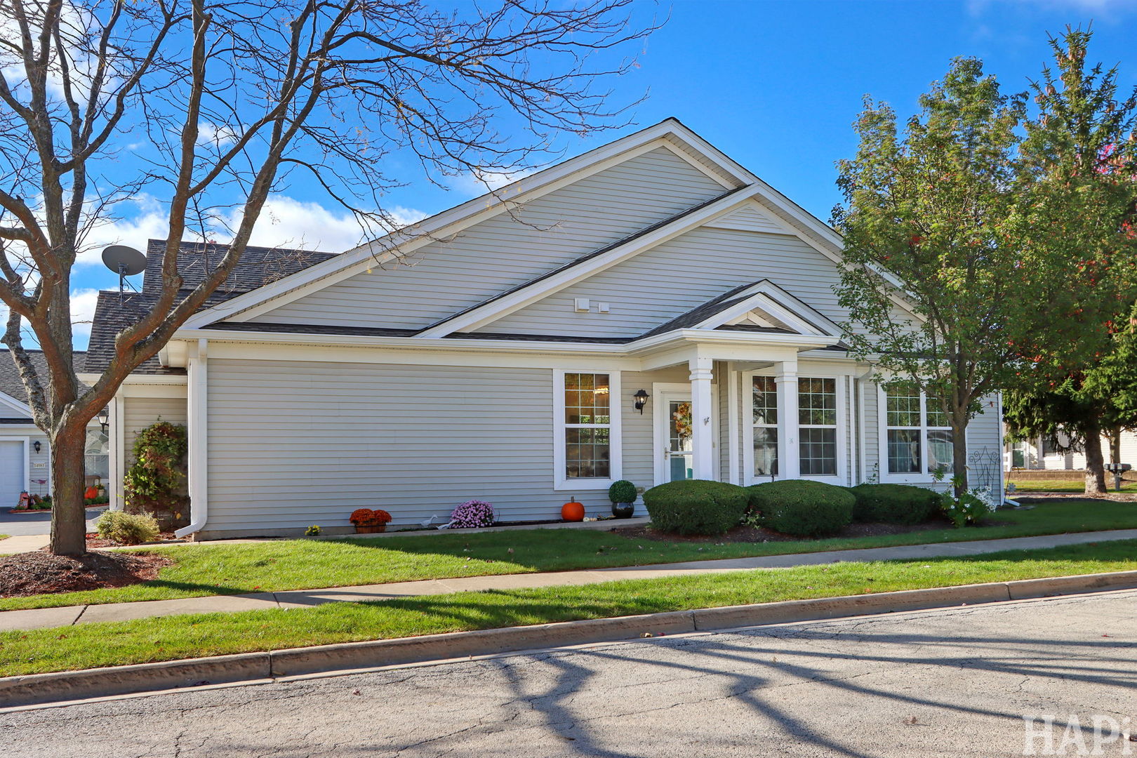 14089 Moraine Hills Drive, Huntley, IL 60142