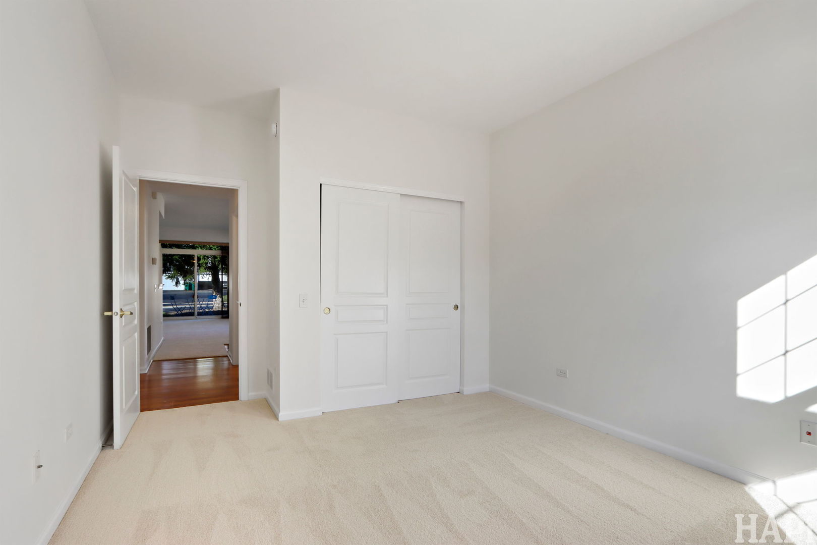 14089 Moraine Hills Drive, Huntley, IL 60142