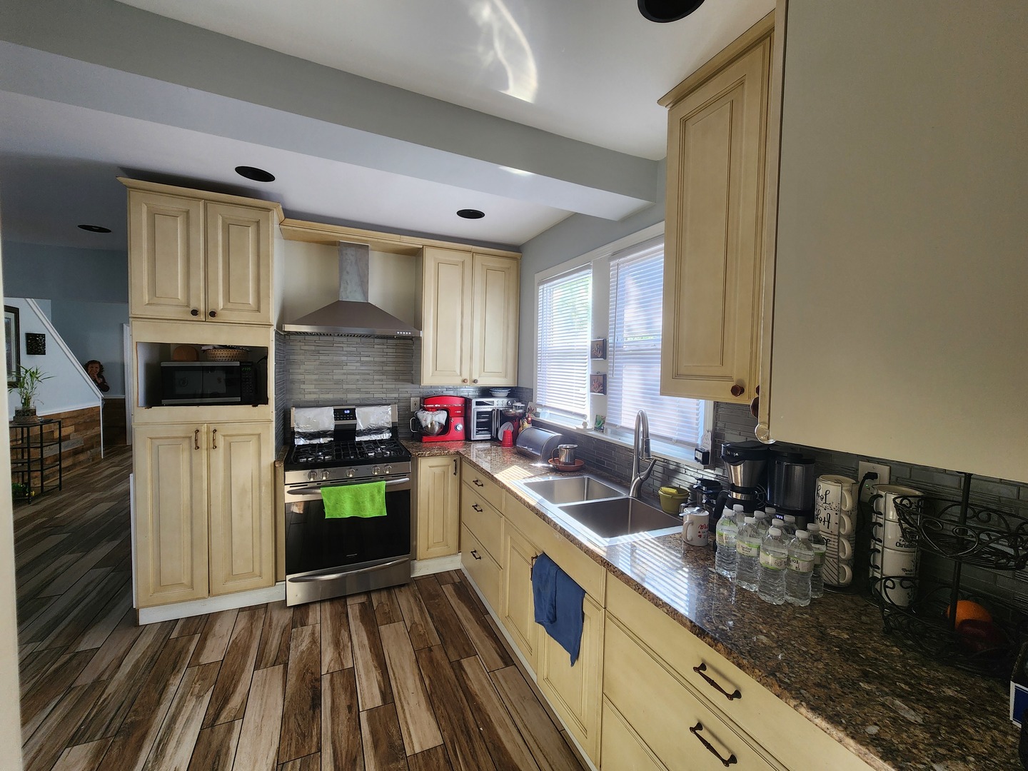 2104 Elim Avenue, Zion, IL 60099