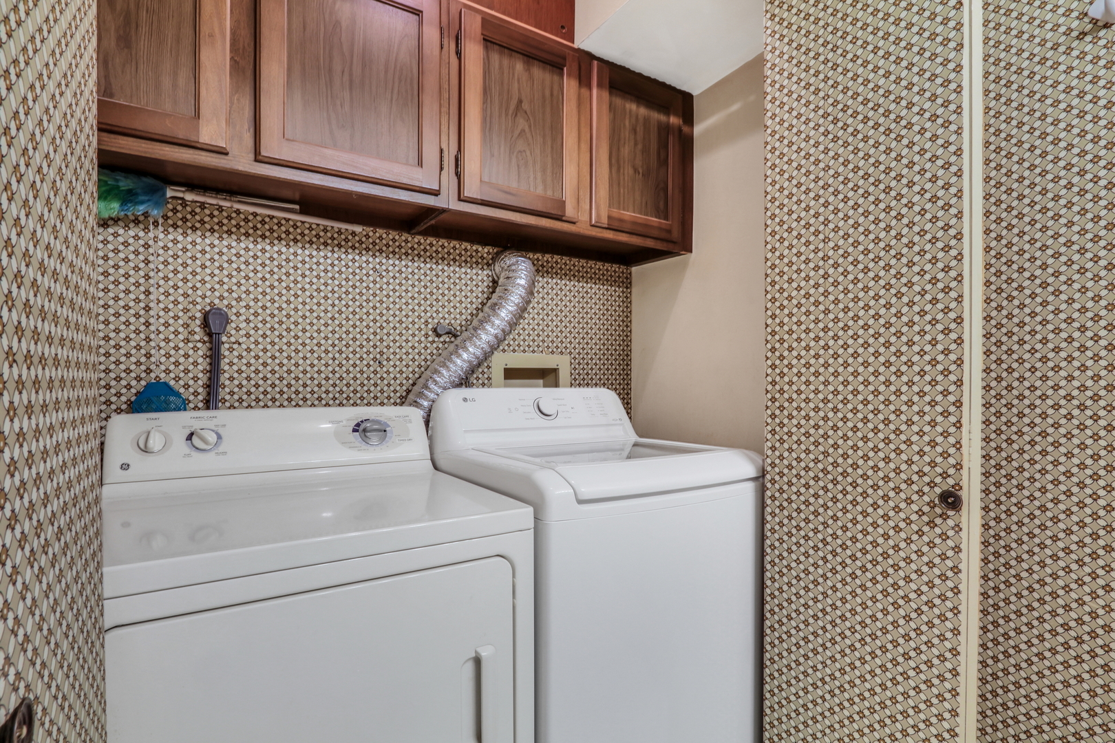 7601 N Lincoln Avenue #511, Skokie, IL 60077