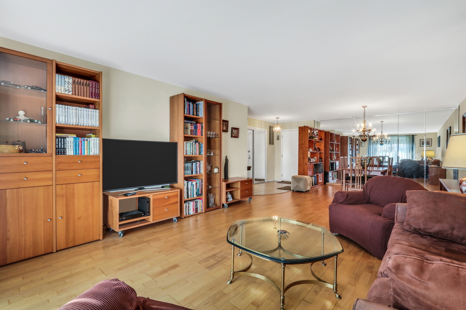 7601 N Lincoln Avenue #511, Skokie, IL 60077