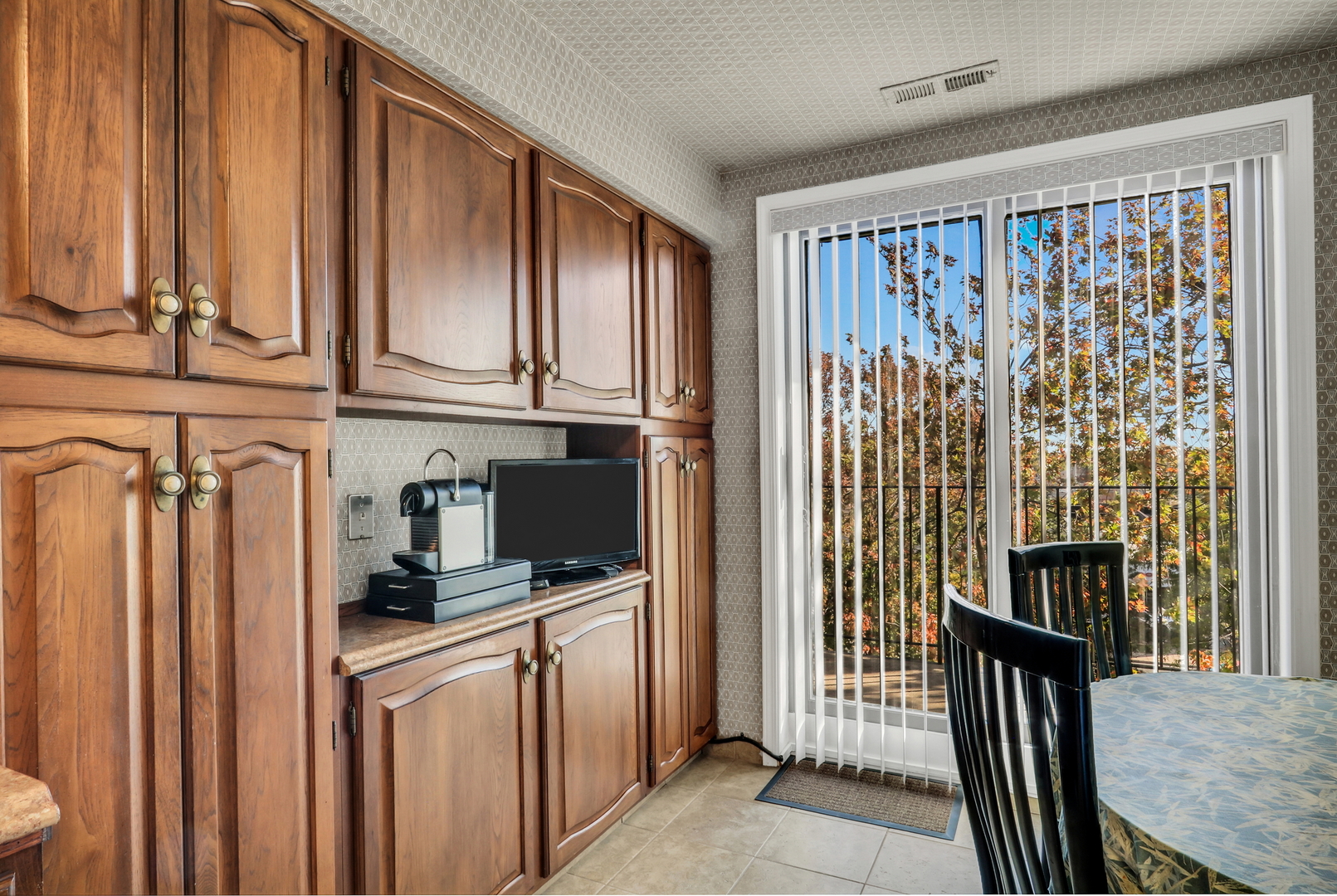 7601 N Lincoln Avenue #511, Skokie, IL 60077