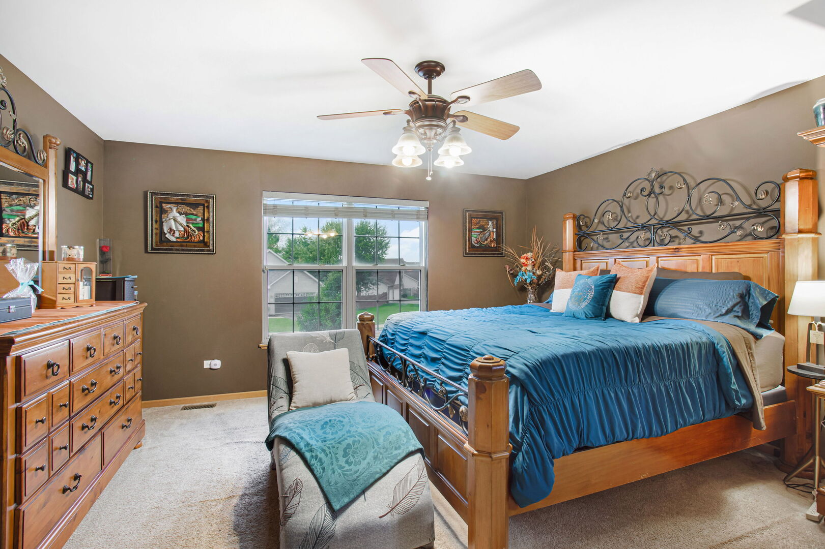 4670 W Lilac Avenue, Monee, IL 60449