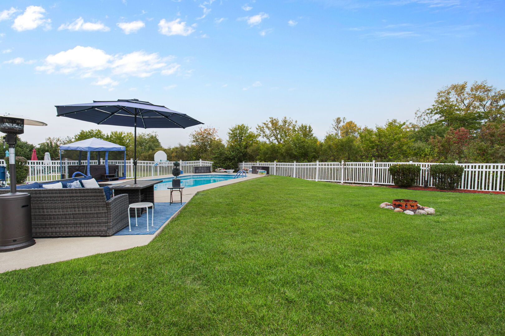 4670 W Lilac Avenue, Monee, IL 60449